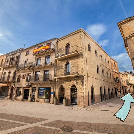 Tu Refugio En La Plaza Mayor Ciudad-Rodrigo Exteriör bild