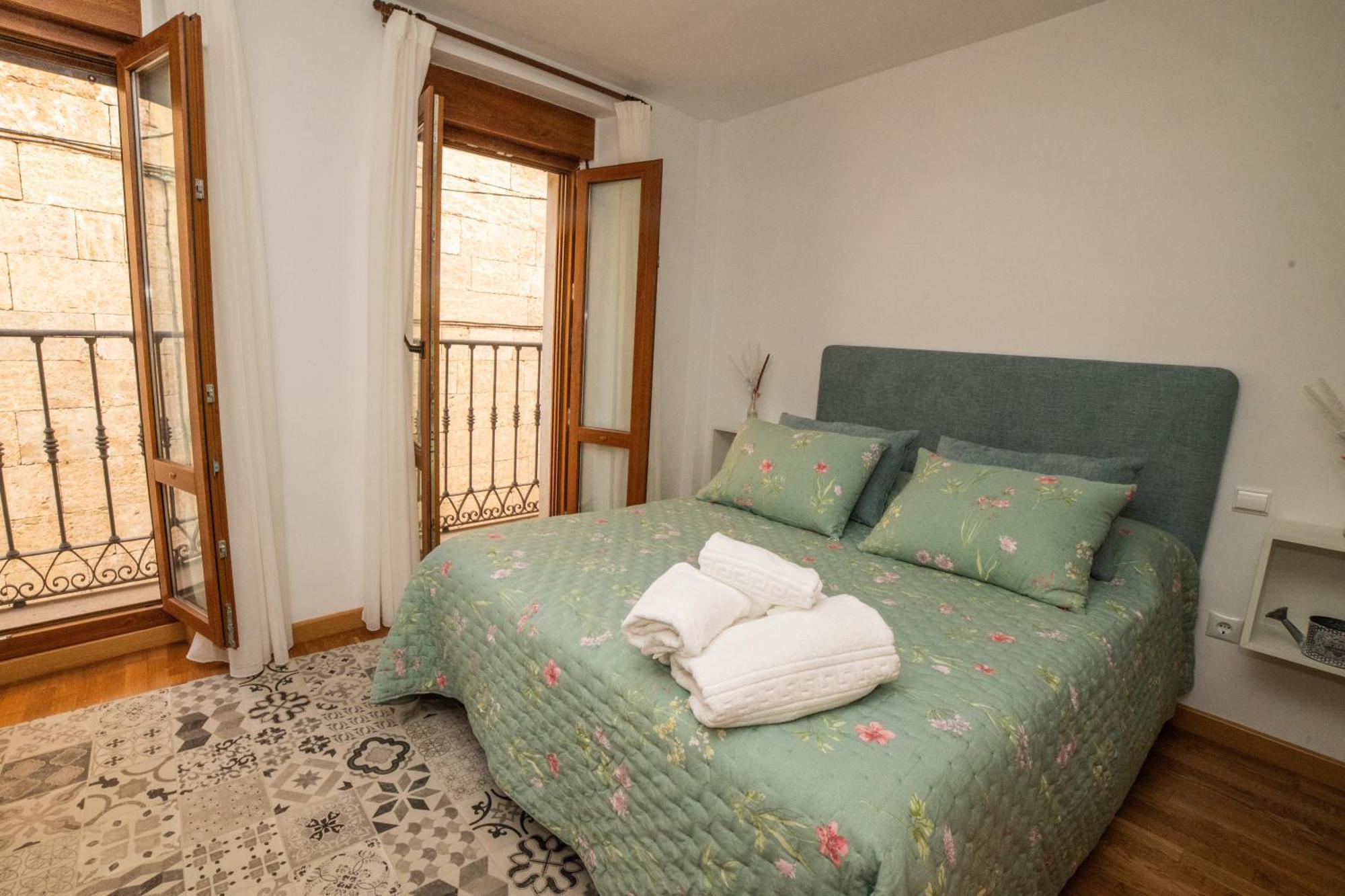 Tu Refugio En La Plaza Mayor Ciudad-Rodrigo Exteriör bild